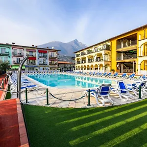 Giardino Dei Colori 107 - Pool&fitness Apartament Toscolano Maderno